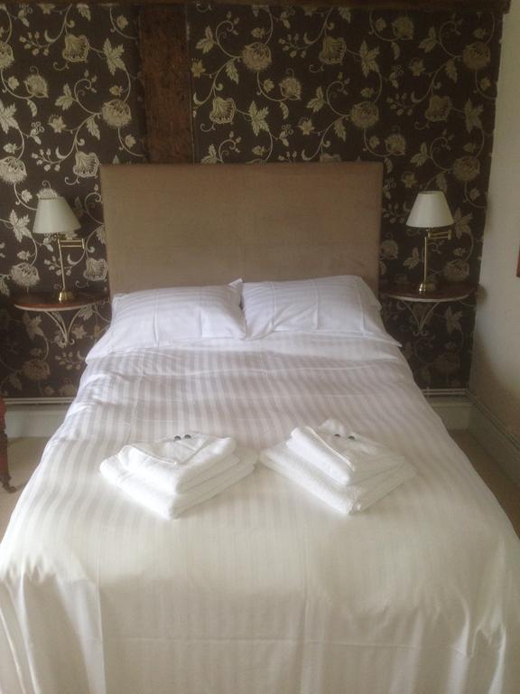 Hotel The Fox Much Wenlock Esterno foto