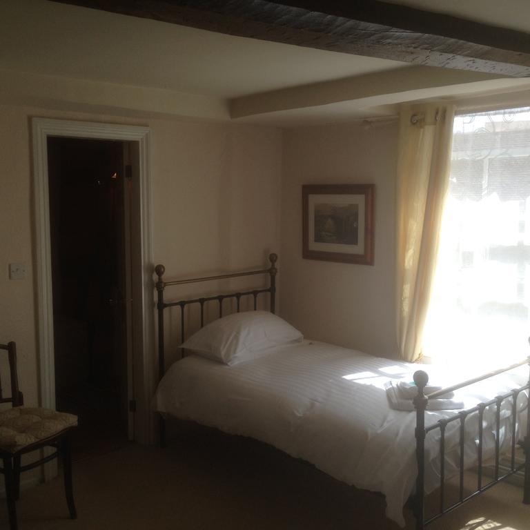 Hotel The Fox Much Wenlock Esterno foto