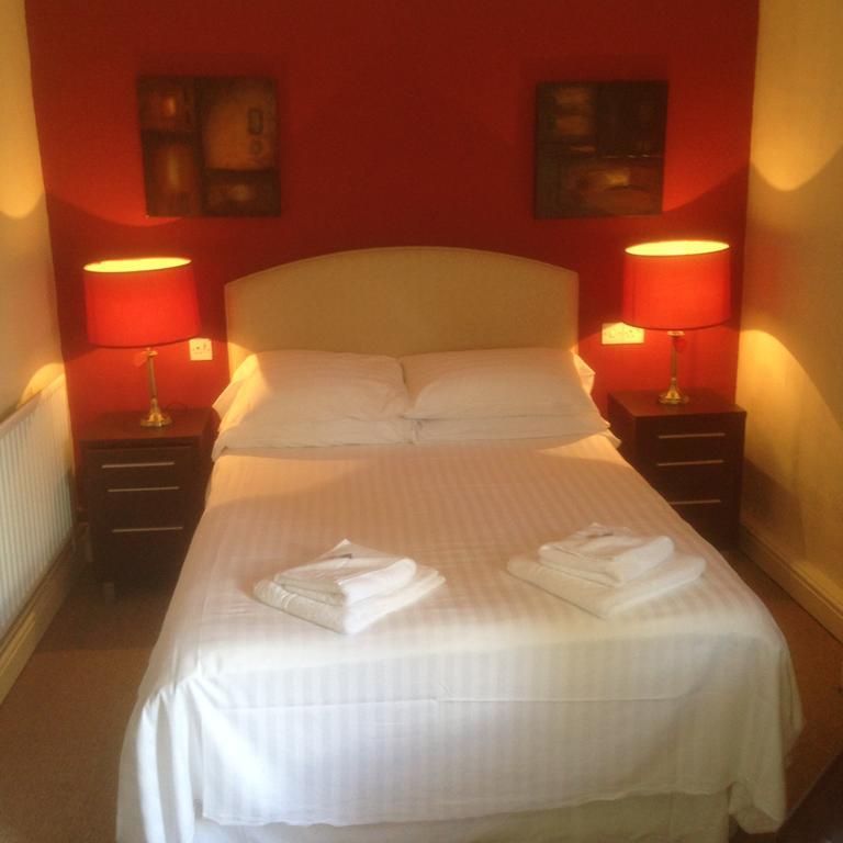Hotel The Fox Much Wenlock Esterno foto