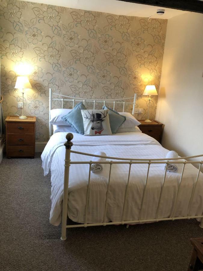 Hotel The Fox Much Wenlock Esterno foto