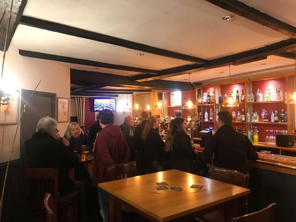 Hotel The Fox Much Wenlock Esterno foto